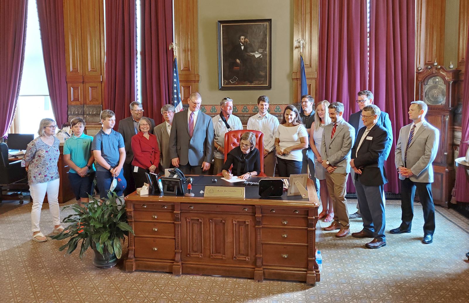 Governor Reynolds signing HF737