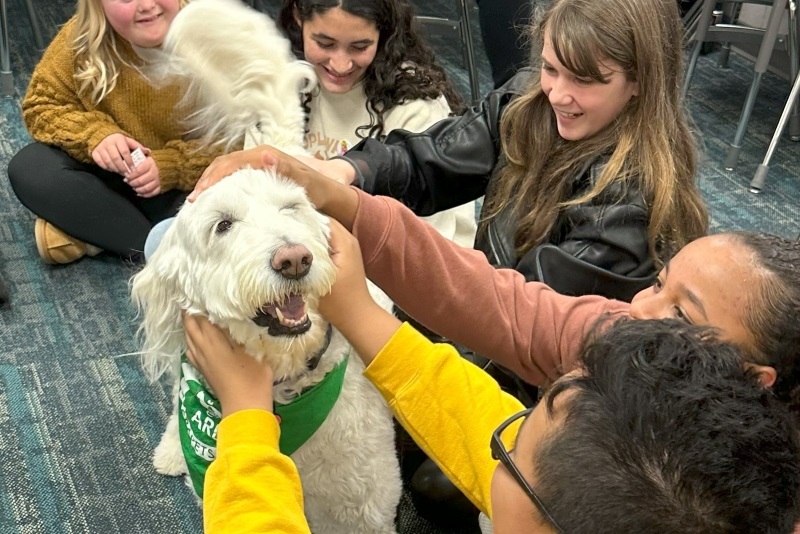 school TheraPets visit